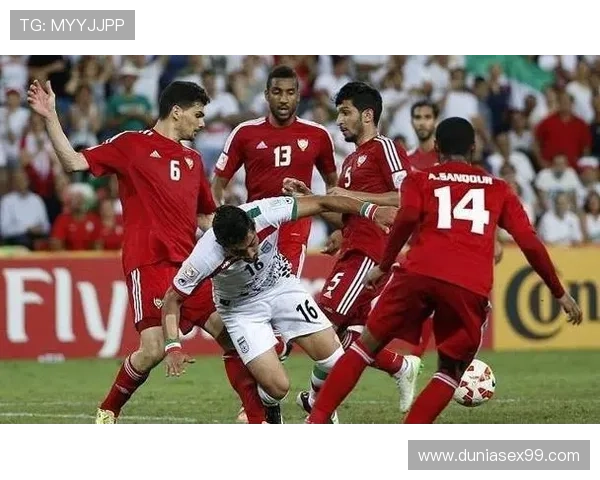 帕利尼亚与罗德里：防守型后腰和控场型后腰的战术角色对比分析